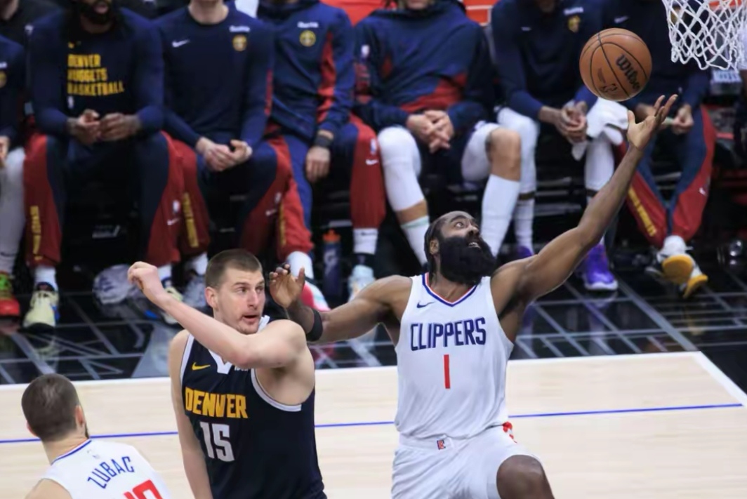 关于NBA常规赛最后时刻走向成谜,波特兰开拓者队长鼓劲,底气十足,控场能力成焦点的信息 关于NBA常规赛最后时刻走向成谜,波特兰开拓者队长鼓劲,底气十足,控场能力成焦点的信息