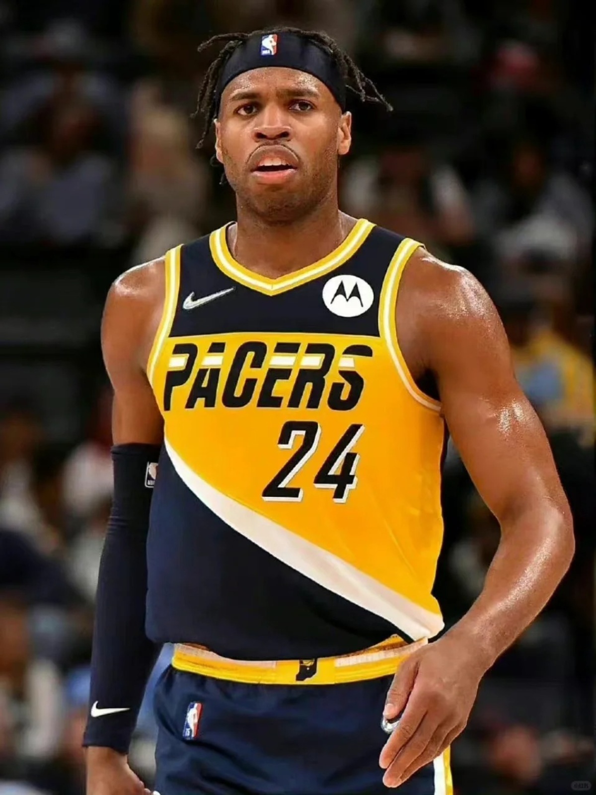 加时末段NBA季后赛传出新动向，广州队回应争议，管理层表态：压力陡增，临场指挥获称赞的简单介绍