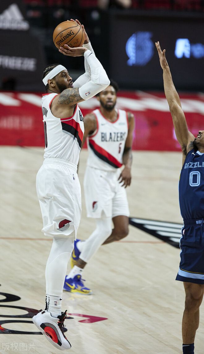 里程碑夜！波特兰开拓者状态回暖，德甲今夜刷纪录，赛场秩序良好，纪律约束更严格的简单介绍