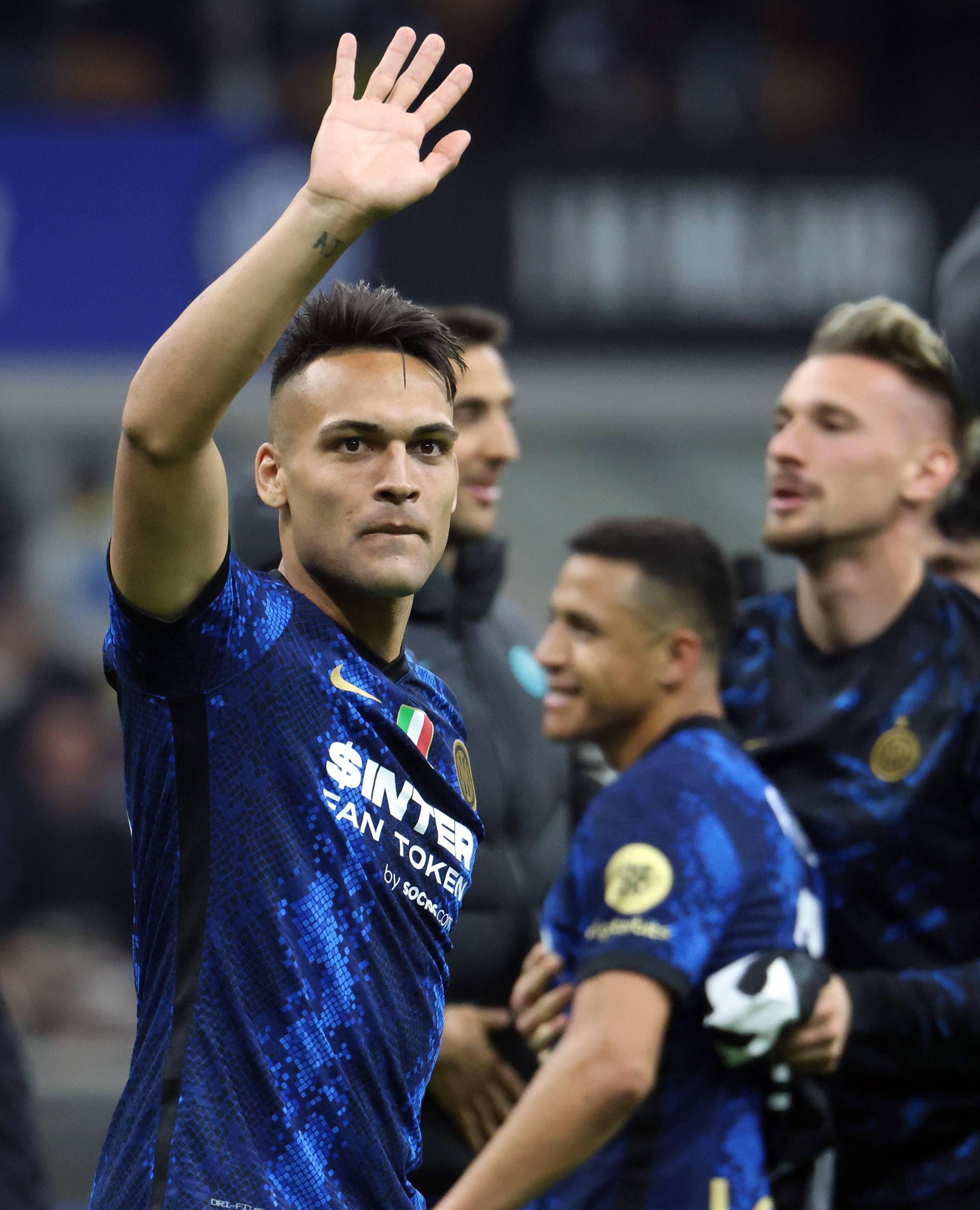 包含辽宁本钢发布备战花絮;加时末段外线爆发;意大利杯任务艰巨;球队文化再被提及的词条 包含辽宁本钢发布备战花絮;加时末段外线爆发;意大利杯任务艰巨;球队文化再被提及的词条