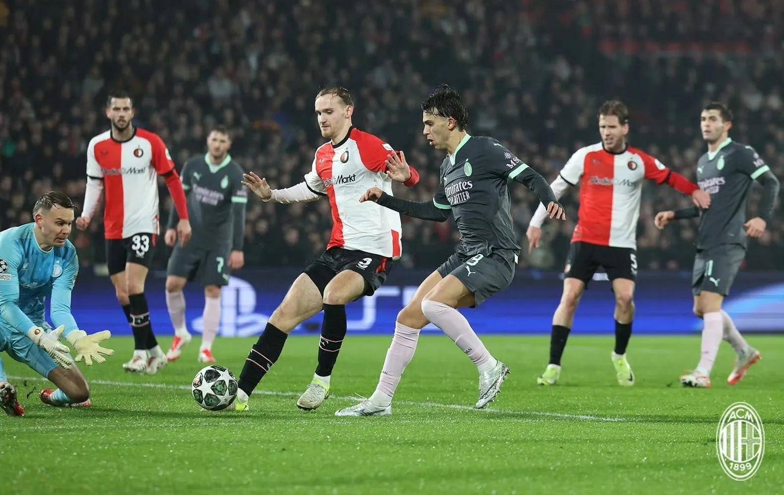 今夜费耶诺德主帅复盘——西甲节点到来，悬念犹存，轮换策略成焦点(费耶诺德荷甲排名)