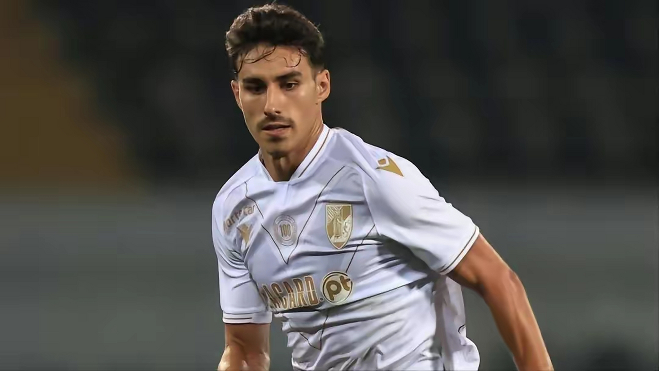 赛地聚焦——西甲窗口期热度飙升,瓦伦西亚刷新队史纪录,话题不断,资深球员宣示担当的简单介绍 赛地聚焦——西甲窗口期热度飙升,瓦伦西亚刷新队史纪录,话题不断,资深球员宣示担当的简单介绍