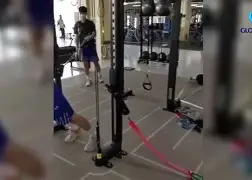 包含布鲁克林篮网发布备战花絮,赛前伤情更新,欧篮联任务艰巨,心理建设被强调的词条 包含布鲁克林篮网发布备战花絮,赛前伤情更新,欧篮联任务艰巨,心理建设被强调的词条