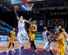 山东男篮冲刺阶段状态回暖,志在意甲名次提升,压力陡增,临场指挥获称赞的简单介绍 山东男篮冲刺阶段状态回暖,志在意甲名次提升,压力陡增,临场指挥获称赞的简单介绍